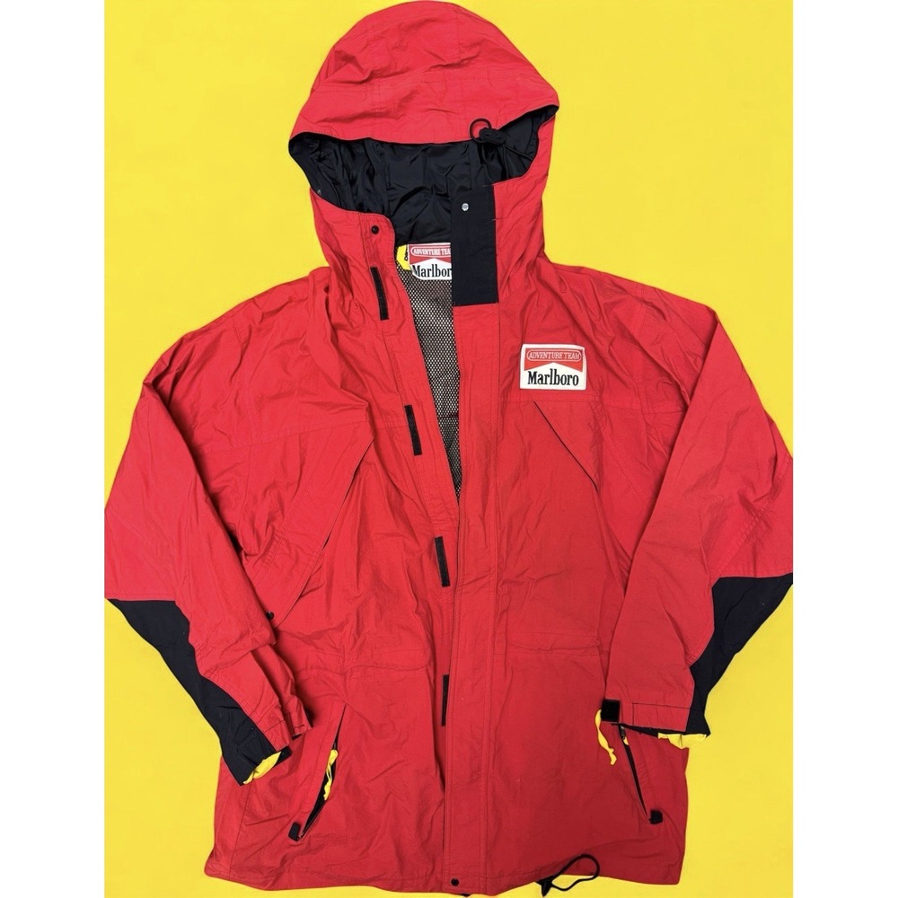 Vintage Marlboro Adventure Team Jacket Mens Large Red Hooded Nylon 90s Promo